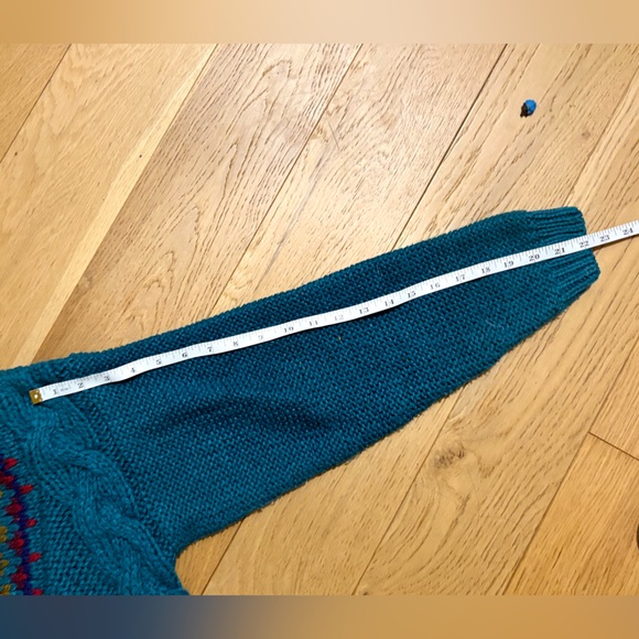 Vintage Teal Cable Knit Women's Sweater - Picture 4 of 7